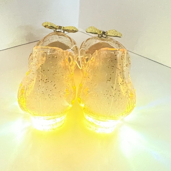 Disney’s princess belle light up glitter heel shoes - Picture 2 of 9